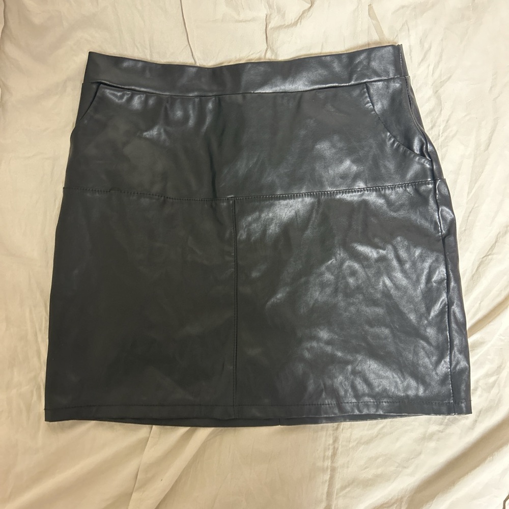 Windsor black faux leather skirt